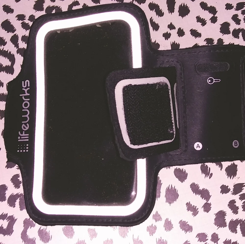 🚶🏃Lot of 2 Arm bands🎶🏋